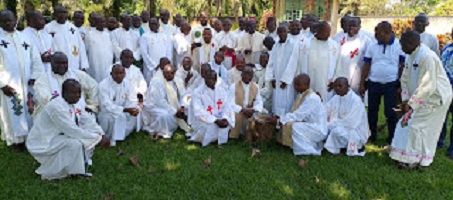 Diocèse d’Isiro-Niangara : Mgr Dieudonné Madrapile, Evêque d’Isangi, a prêché la retraite annuelle aux prêtres diocésains