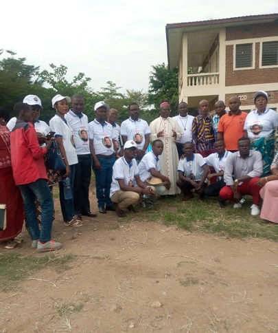 Diocèse d’Uvira : Mgr Muyengo invite les jeunes à vivre l’aujourd’hui de Dieu
